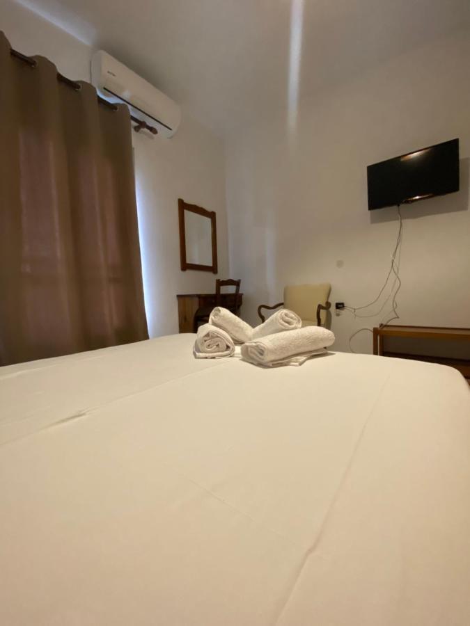 Ferienwohnung Amnia Agios Romanos Exterior foto